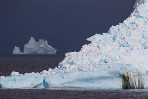 Icebergs in the southern ocean | Smithsonian Photo Contest ...