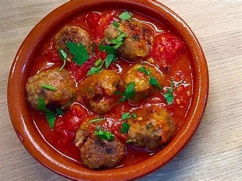 Albondigas In Tomatensauce Von Spotteddrum Chefkoch Tomaten Sauce