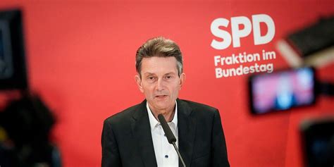 SPD nach der Bundestagswahl Rolf Mützenich bleibt Fraktionschef