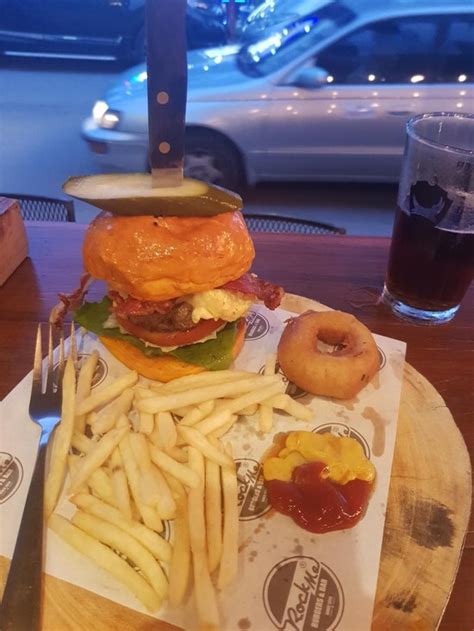 Rock Me Burgers And Bar Chiang Mai Restaurant Reviews