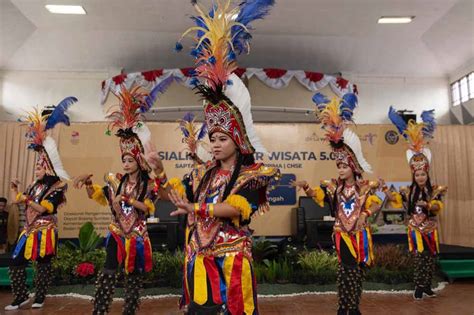 Kemenparekraf Perkuat Peran Masyarakat Dalam Pengembangan Potensi Desa