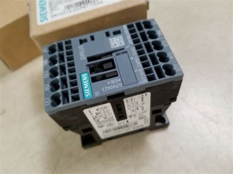 Lot Of 2 Siemens 3RT2015 2AP61 1AA0 CONTACTOR S00 7A 240VAC 1NO SPRG