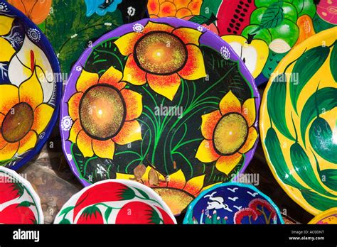 Mexican pottery bowls hi-res stock photography and images - Alamy