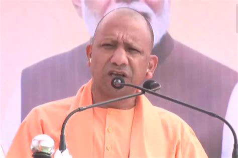 Congress Opposes Vallabhbhai Patel And Ambedkar Said Up Cm Yogi