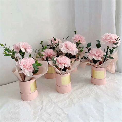 Round Flower Paper Boxes Lid Hug Florist Flower Bucket Gift Packaging