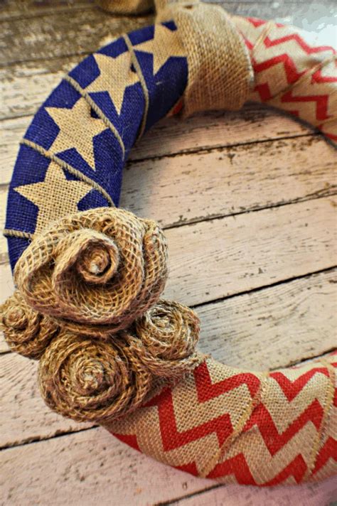 Easy DIY Burlap Wreaths That Will Make Your Neighbors Jealous!