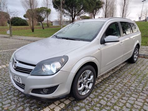 Venda Usada Carrinha Opel Astra Caravan 1 7CDTI 100 CV COSMO 2005