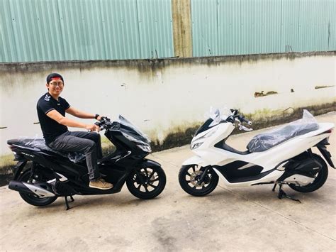 Cận cảnh Honda PCX 2018 có giá bán từ 56 5 triệu Đồng tại Việt Nam