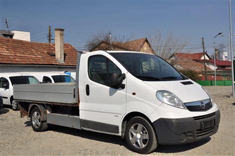 Opel Vivaro Bena Locuri Levis Automobile