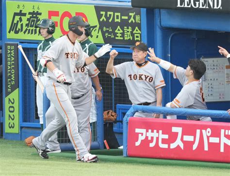 【巨人】秋広優人4試合ぶり7号ソロも空砲「勝ちと勝利打点をもっと増やせるように頑張ります」 プロ野球写真ニュース 日刊スポーツ