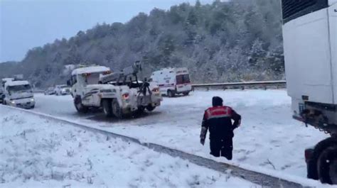 Son Dakika Anadolu Otoyolu nun Bolu Yedigöller mevkisinde zincirleme