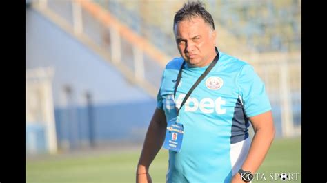 Николай Митов: В момента изграждаме отбор! Цели - след Нова година ...