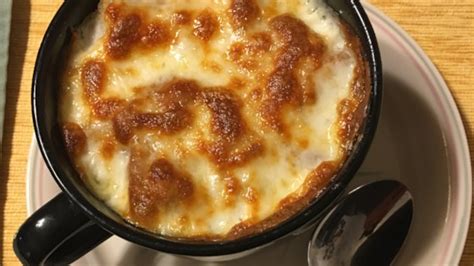 Restaurant Style French Onion Soup Recipe