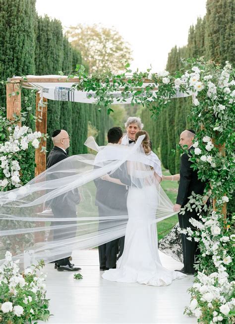 35 Chuppah Ideas For A Jewish Wedding Ceremony