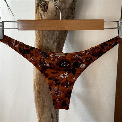 Tigerlily Bottom Bikini Brand New Size S AUS 8 Depop