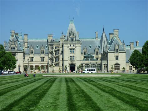 Biltmore Estate, Asheville NC : r/pics