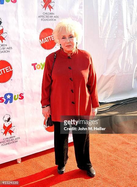 Doris Roberts Young Photos and Premium High Res Pictures - Getty Images