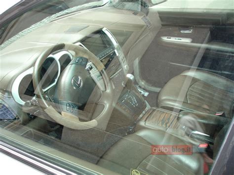 Wood Lexus RX 400h Interior