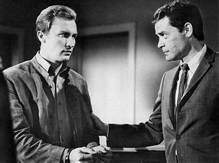 File Roy Thinnes Lee Farr The Invaders 1967 Wikimedia Commons