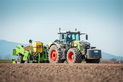 Nowe Ci Gniki Rolnicze Fendt Agravis Technik Polska