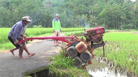 Traktor Sawah Quick G Menggunakan Mesin Yanmar Tf Mly Youtube