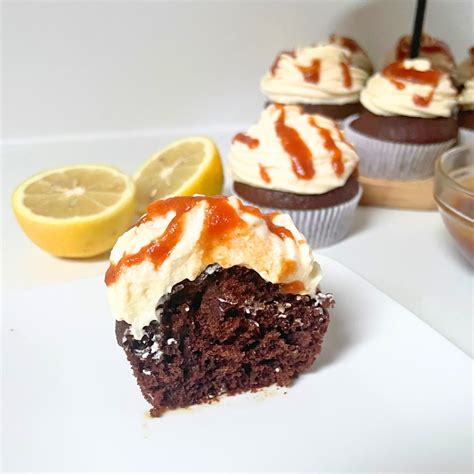 Easy Chocoflan Cupcakes Recipe