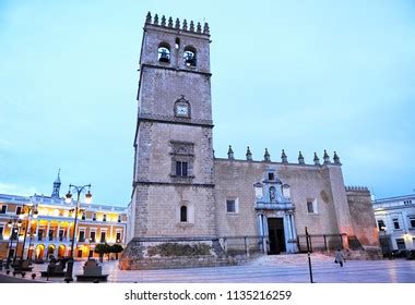 Badajoz cathedral Images, Stock Photos & Vectors | Shutterstock