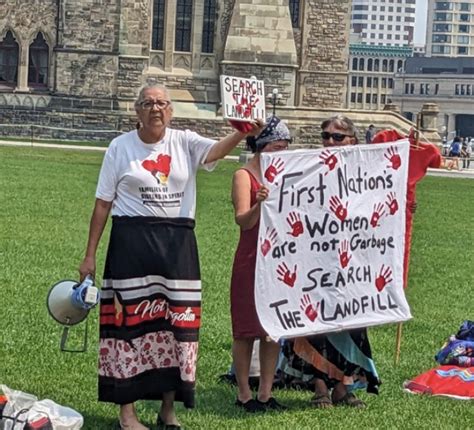 Decolonial Solidarity Ottawa Hub On Twitter In Ottawa At The Vigil