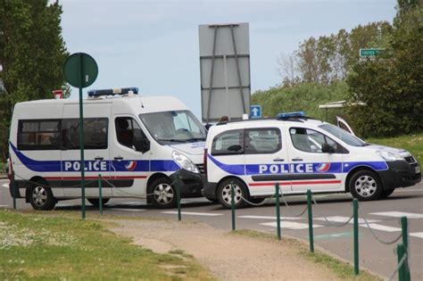 Les Sables Dolonne Faux Employé Des Eaux Et Faux Policiers Volent 5 000 € De Bijoux à Une