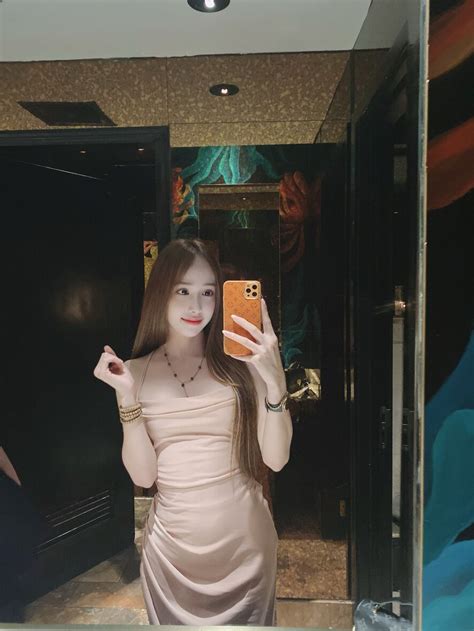 ANNA のキャストのプロフィール LIVEHDCAMS one Live Sex Cams Live HD Cams XXX