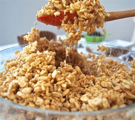 Easy Chocolate Dipped Rice Krispie Treats with Sprinkles