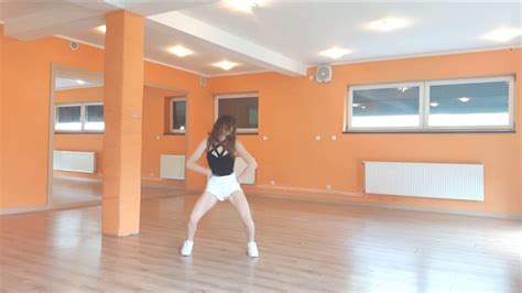 HyunA 현아 어때 How s this dance cover by Cati YouTube