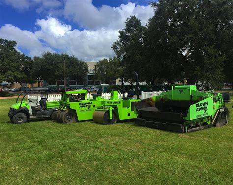Paving crews will finish Arundel Dr repairs by next weekend 7