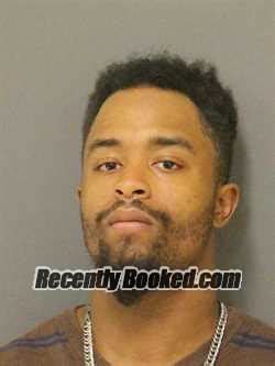 Recent Booking Mugshot For Isaiah Tyshaun Ross In Orange County Florida