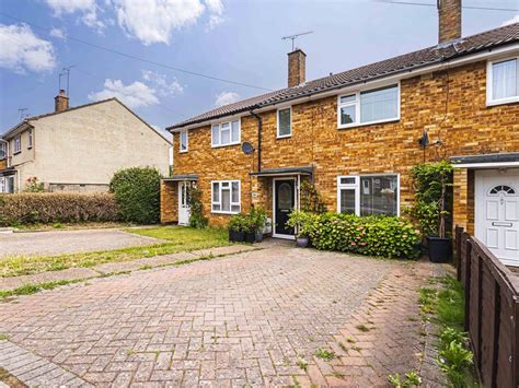 2 Bed Terraced House For Sale In Boxted Road Warners End Hemel