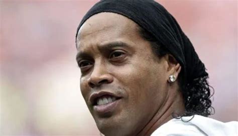 Urgente Ronaldinho Ga Cho O Novo Patrocinador Do Vasco