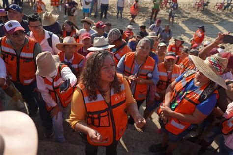 Invita Gobierno De Abelina L Pez Rodr Guez A Pasar Vacaciones