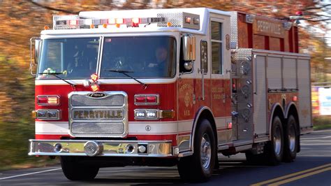 Community Fire Company Of Perryville Tanker Responding Youtube