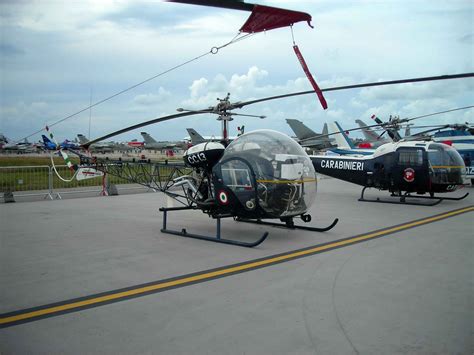 Cool Jet Airlines: Bell 47 helicopter