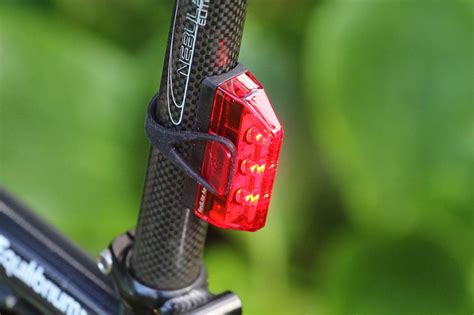 Review Topeak RedLite Aero Rear Light Road Cc