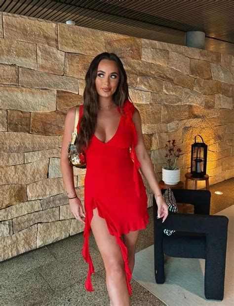 Love Islands Millie Court Hailed Perfection As She Sizzles In