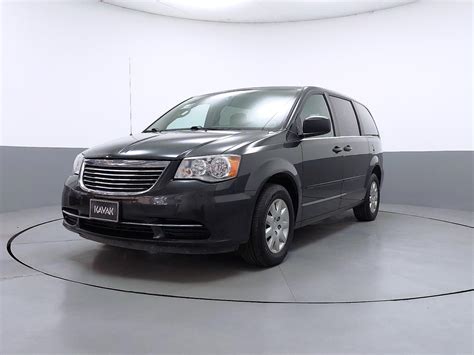 Autos Chrysler Town Country 3 6 LI Minivan 2012 usados KAVAK México