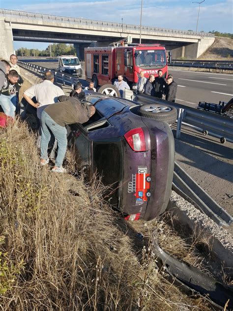 Anadolu Otoyolu Nda Meydana Gelen Trafik Kazas Nda S R C Yaraland