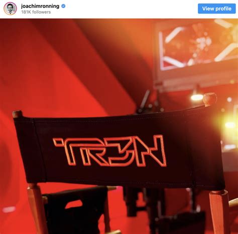 Tron Fans Rejoice As Ares Finally Begins | GIANT FREAKIN ROBOT