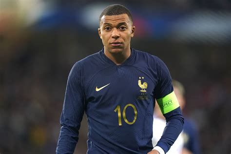 Mercato PSG Nouvelle révélation choc sur lavenir de Kylian Mbappé