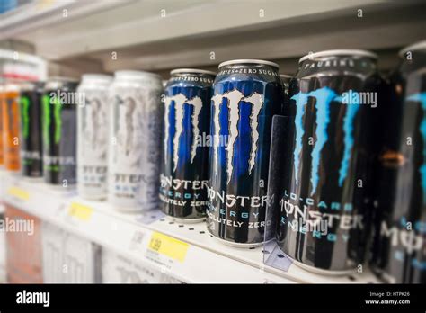 Monster Energy Drinks Stockfotos Und Bilder Kaufen Alamy