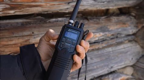 Best Portable Handheld CB Radio Review and Buying Guide - Survive Nature