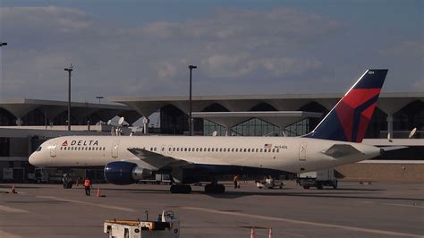 N654dl B752 At Mem This 757 200 Is In Deltas Nba Charte Flickr