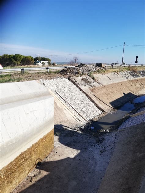 Lavori Sul Canale Adduttore Del Tavoliere Consorzio Per La Bonifica