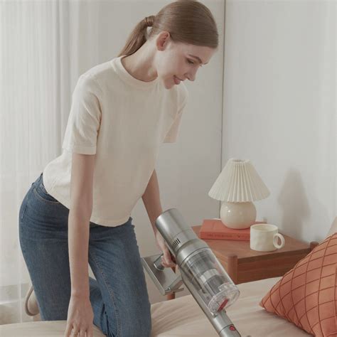 Airbot Hypersonics PRO, Smart Handheld Vacuum Cleaner, Automatic Speed ...
